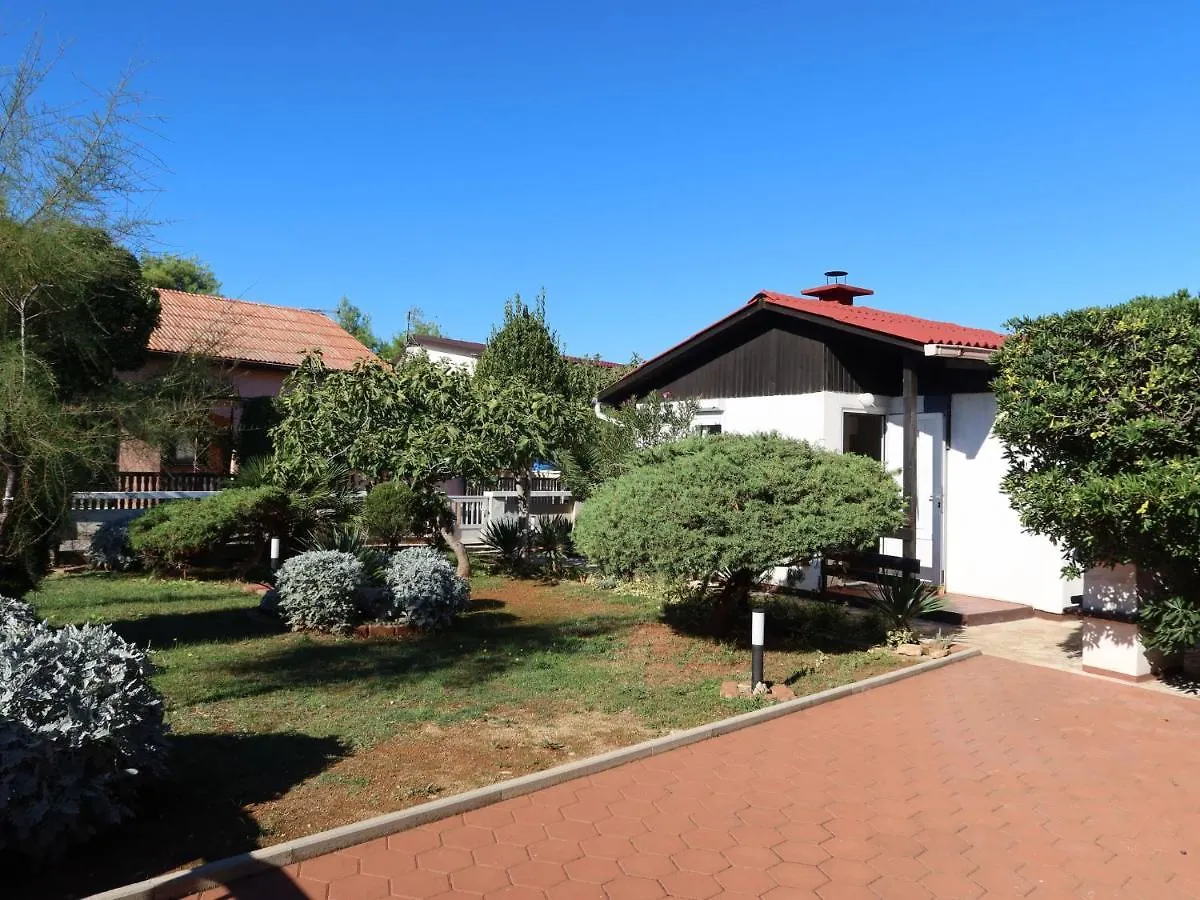 Holiday Home Tin - Vir101 By Interhome  Vir